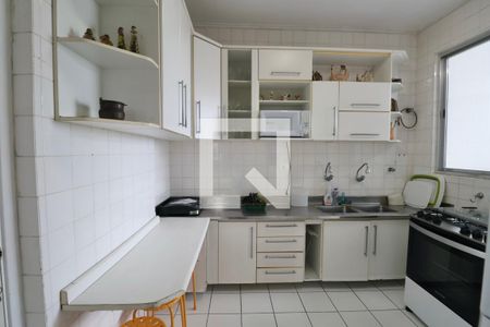 Apartamento para alugar com 135m², 3 quartos e 1 vaga Apartamento para alugar com 135m², 3 quartos e 1 vagaCozinha