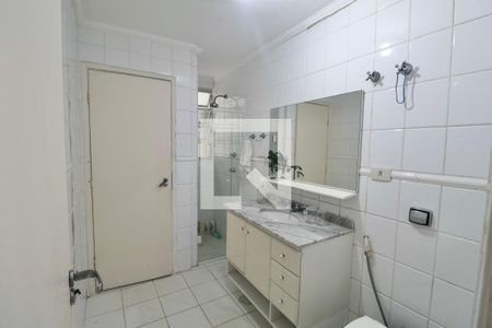 Apartamento para alugar com 135m², 3 quartos e 1 vaga Apartamento para alugar com 135m², 3 quartos e 1 vagaBanheiro Social