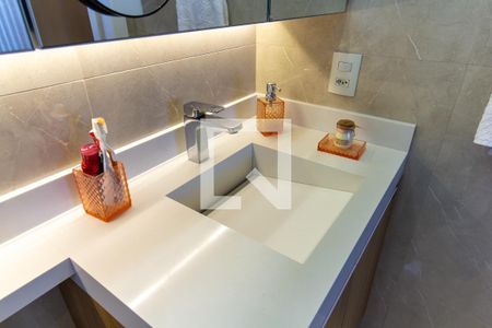 Apartamento à venda com 69m², 2 quartos e 1 vaga Apartamento à venda com 69m², 2 quartos e 1 vagaBanheiro da Suíte