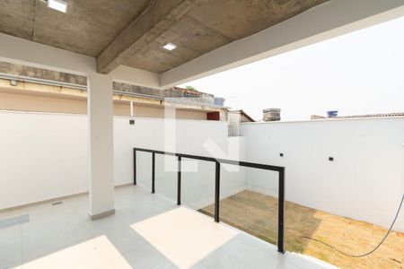 Casa à venda com 140m², 3 quartos e 2 vagasÁrea Externa