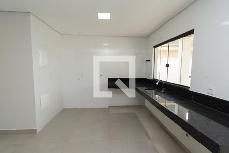Casa à venda com 140m², 3 quartos e 2 vagasCozinha