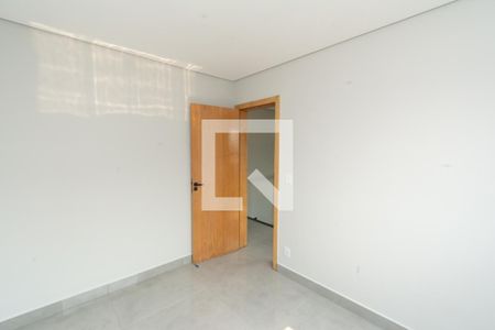 Casa à venda com 140m², 3 quartos e 2 vagasQuarto 2