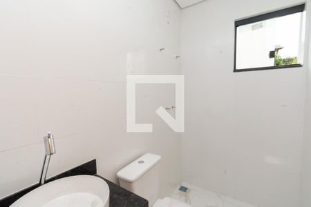 Casa à venda com 140m², 3 quartos e 2 vagasBanheiro Social Superior