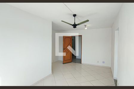 Sala de apartamento para alugar com 2 quartos, 46m² em Pechincha, Rio de Janeiro