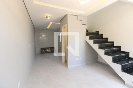 Sala  de casa de condomínio para alugar com 2 quartos, 79m² em Penha de França, São Paulo