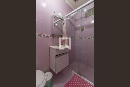 Casa à venda com 220m², 2 quartos e 3 vagasBanheiro Suíte 2