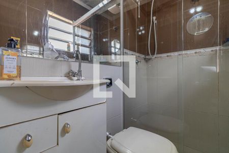 Casa à venda com 220m², 2 quartos e 3 vagasBanheiro Suíte 1