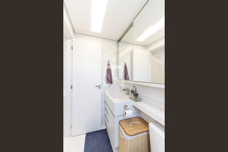 Apartamento à venda com 68m², 2 quartos e 2 vagasBanheiro 1