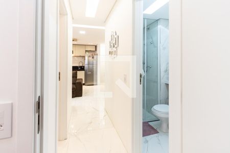 Apartamento à venda com 68m², 2 quartos e 2 vagasCorredor