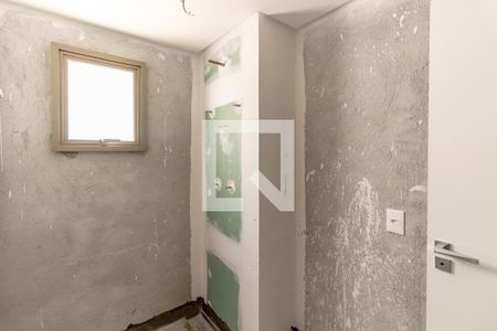 Apartamento à venda com 307m², 4 quartos e 4 vagasBanheiro 2 do Quarto 1