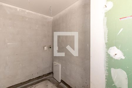 Apartamento à venda com 307m², 4 quartos e 4 vagasBanheiro do Quarto 2