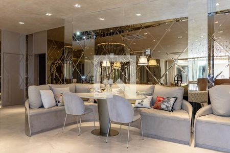 Apartamento à venda com 307m², 4 quartos e 4 vagasÁrea comum - Salão de festas