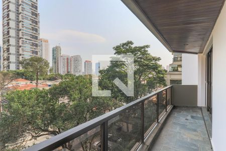 Apartamento para alugar com 226m², 4 quartos e 2 vagasVaranda