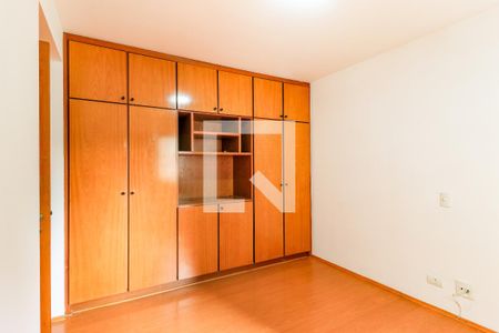 Apartamento para alugar com 226m², 4 quartos e 2 vagasQuarto 2