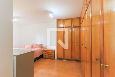Apartamento para alugar com 226m², 4 quartos e 2 vagasCloset da Suíte 1