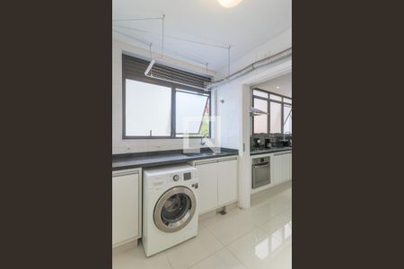 Apartamento para alugar com 226m², 4 quartos e 2 vagasÁrea de Serviço