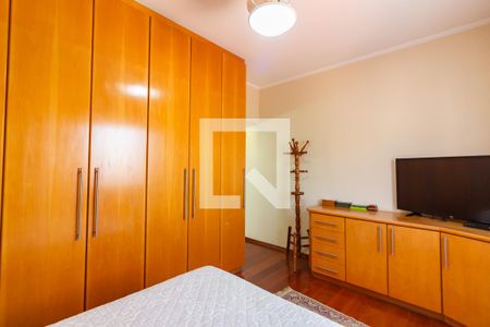 Casa de condomínio à venda com 445m², 4 quartos e 4 vagas Casa de condomínio à venda com 445m², 4 quartos e 4 vagasSuíte 2
