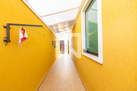 Casa de condomínio à venda com 445m², 4 quartos e 4 vagas Casa de condomínio à venda com 445m², 4 quartos e 4 vagasQuintal