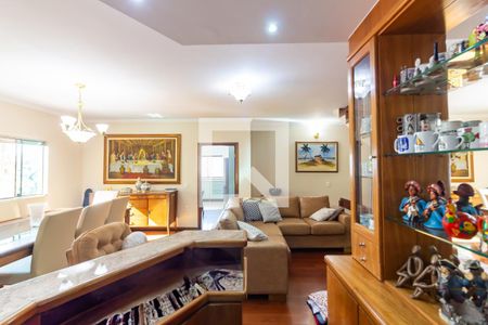 Casa de condomínio à venda com 445m², 4 quartos e 4 vagas Casa de condomínio à venda com 445m², 4 quartos e 4 vagasSala