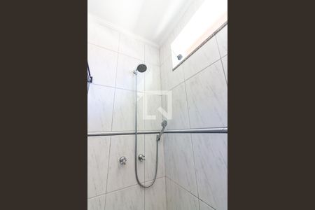 Casa de condomínio à venda com 445m², 4 quartos e 4 vagas Casa de condomínio à venda com 445m², 4 quartos e 4 vagasBanheiro 1