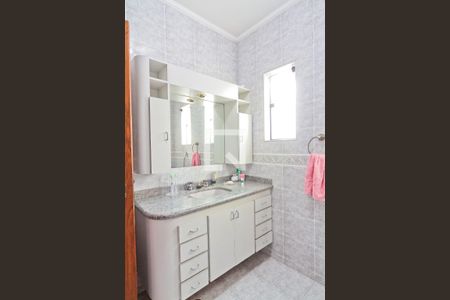 Casa à venda com 777m², 5 quartos e 6 vagasBanheiro Social