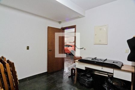 Casa à venda com 777m², 5 quartos e 6 vagasEdícula