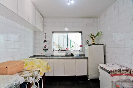 Casa à venda com 777m², 5 quartos e 6 vagasEdícula - cozinha