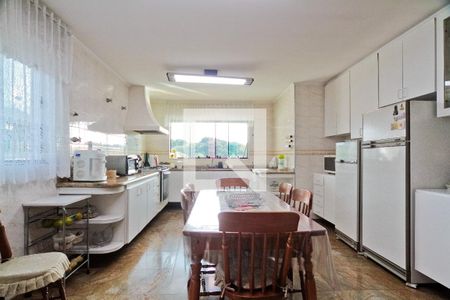 Casa à venda com 777m², 5 quartos e 6 vagasCozinha