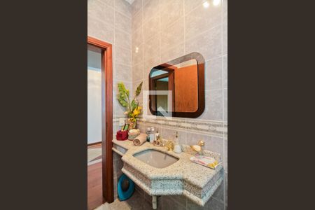 Casa à venda com 777m², 5 quartos e 6 vagasLavabo