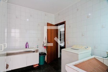 Casa à venda com 777m², 5 quartos e 6 vagasÁrea de Serviço