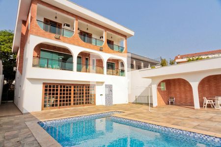 Casa à venda com 777m², 5 quartos e 6 vagasÁrea externa