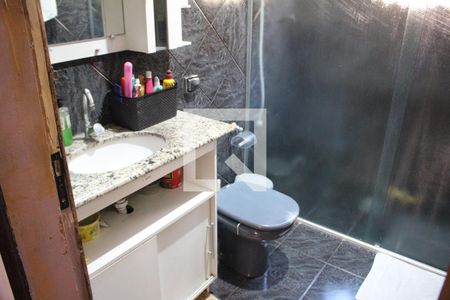 Casa à venda com 250m², 4 quartos e 1 vagaBanheiro 2