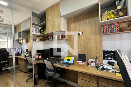 Apartamento à venda com 81m², 2 quartos e 2 vagasSuíte 2