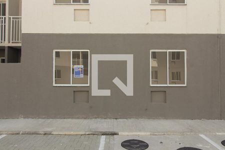 Apartamento para alugar com 48m², 2 quartos e 1 vaga Apartamento para alugar com 48m², 2 quartos e 1 vagaFachada