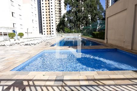 Apartamento à venda com 69m², 3 quartos e 1 vaga Apartamento à venda com 69m², 3 quartos e 1 vagaÁrea comum - Piscina