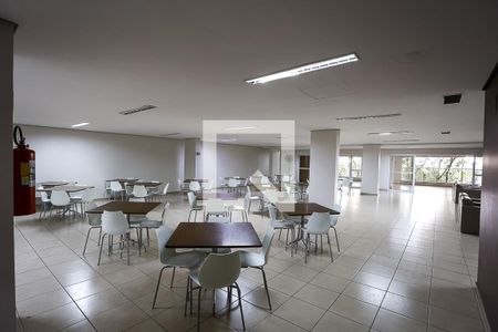 Apartamento à venda com 69m², 3 quartos e 1 vaga Apartamento à venda com 69m², 3 quartos e 1 vagaÁrea comum - Salão de festas