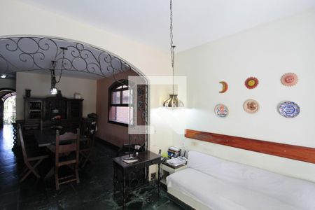 Casa à venda com 359m², 5 quartos e 5 vagasCopa