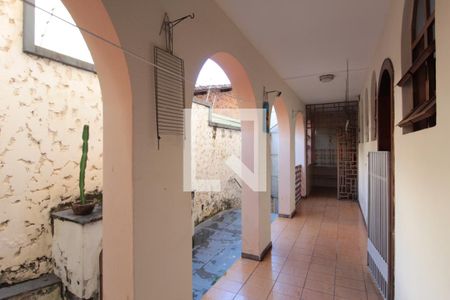 Casa à venda com 359m², 5 quartos e 5 vagasArea de Serviço