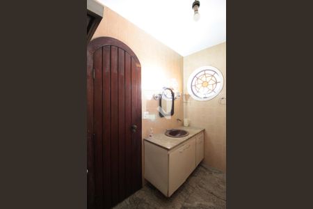 Casa à venda com 359m², 5 quartos e 5 vagasBanheiro da Suite