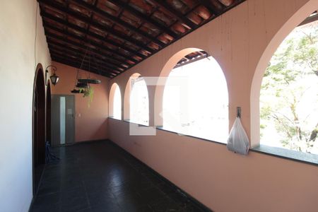 Casa à venda com 359m², 5 quartos e 5 vagasVaranda da Sala de TV