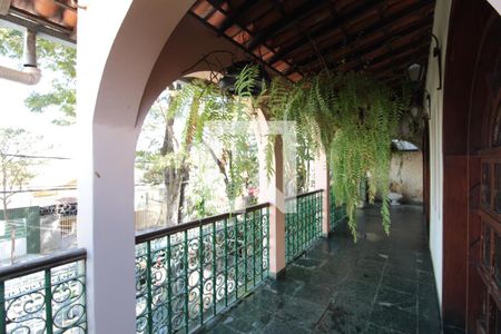 Casa à venda com 359m², 5 quartos e 5 vagasVaranda da Sala de Estar