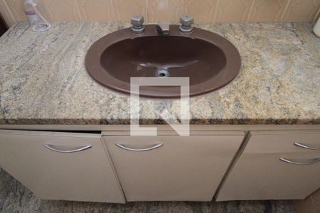 Casa à venda com 359m², 5 quartos e 5 vagasBanheiro da Suite