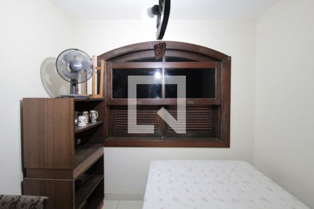 Casa à venda com 359m², 5 quartos e 5 vagasQuarto 1