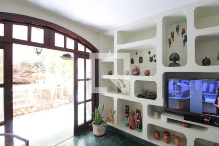 Casa à venda com 359m², 5 quartos e 5 vagasCopa