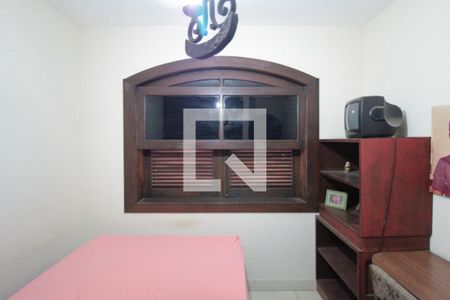 Casa à venda com 359m², 5 quartos e 5 vagasQuarto 3