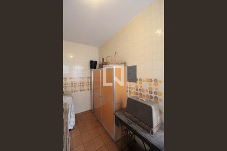 Casa à venda com 359m², 5 quartos e 5 vagasArea de Serviço