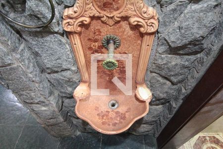 Casa à venda com 359m², 5 quartos e 5 vagasLavabo