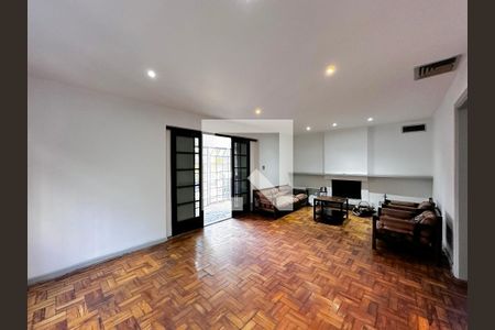 Sala de casa para alugar com 3 quartos, 350m² em Santo Amaro, São Paulo