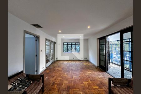 Sala de casa para alugar com 3 quartos, 350m² em Santo Amaro, São Paulo