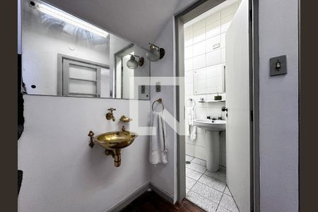 Casa à venda com 350m², 3 quartos e 3 vagasLavabo